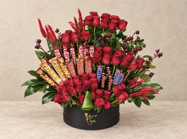 Roses & Chocolate Bars